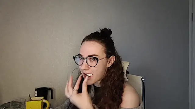 LaritaTocchio online show from April 23, 4:08 am