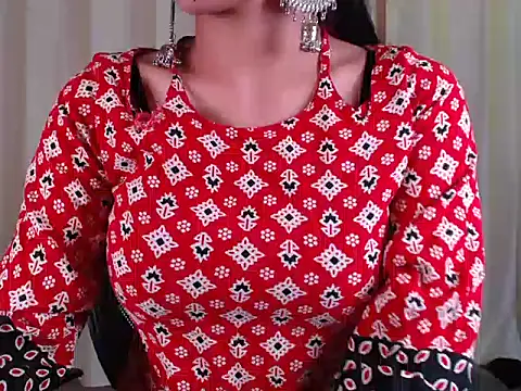 Naughty Nisha19 online show from June 13, 7:06 am