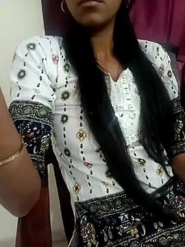 aushi rajput online show from April 18, 3:14 pm