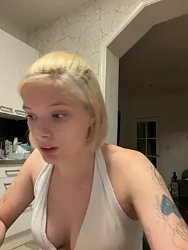 Snapshot of jessebell2003 chatting on July 20, 8:44 pm jessebell2003 online show from July 20, 8:44 pm