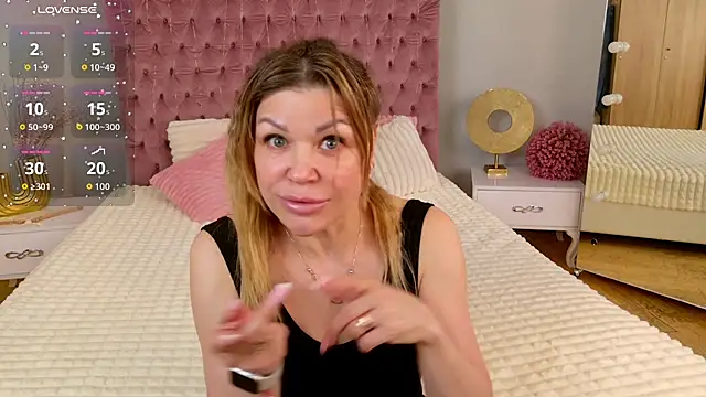 Eloises online show from May 18, 7:13 am