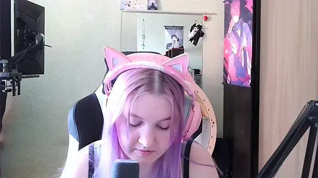 Snapshot of AlleneLambertus chatting on March 29, 7:10 am AlleneLambertus online show from March 29, 7:10 am