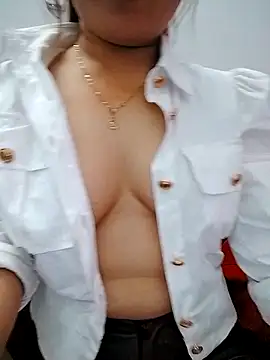 Sury sexyy online show from March 28, 2:07 pm