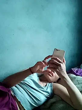 Snapshot of Leiley_98 chatting on July 23, 1:41 am Leiley 98 online show from July 23, 1:41 am