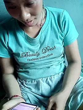 Snapshot of Leiley_98 chatting on June 28, 2:40 am Leiley 98 online show from June 28, 2:40 am
