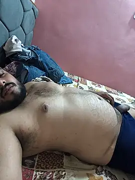 shubham19988 online show from May 12, 6:14 pm