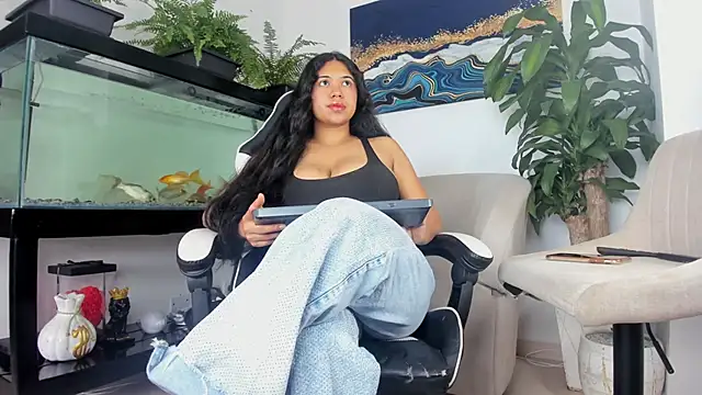 lia lovelly01 online show from July 1, 7:25 pm