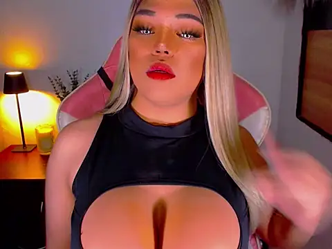 Zandralopez online show from March 30, 2:35 am