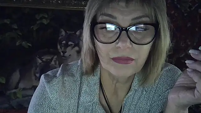 Lia Rayss online show from April 23, 7:48 pm