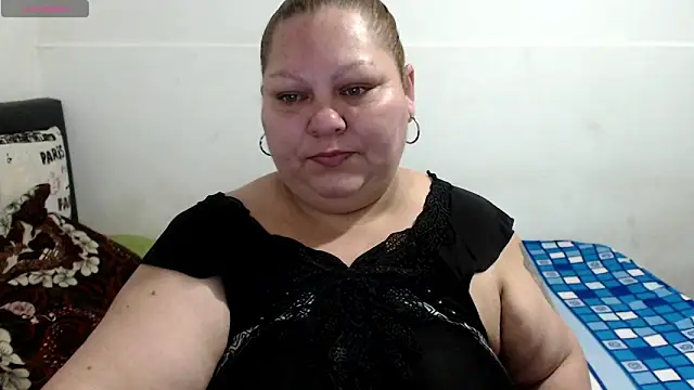 rossitaspace01 online show from May 28, 12:33 pm