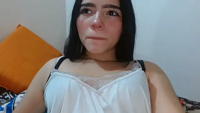 Snapshot of lina_seduce chatting on June 10, 12:23 am lina seduce online show from June 10, 12:23 am