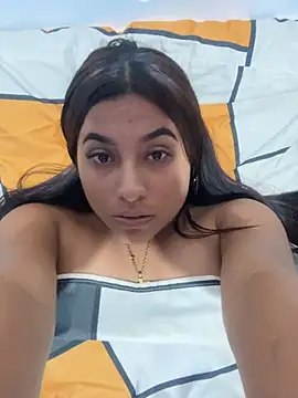 yuliana056 online show from May 27, 2:19 am
