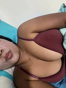 yuliana056 online show from March 27, 3:26 am