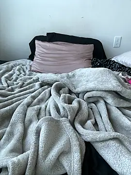 bbabbykimmie online show from June 11, 2:53 am