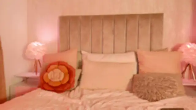 Liora Sol online show from April 21, 12:12 am