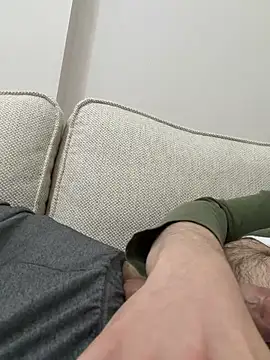 asdfgh09120 online show from March 19, 9:26 pm