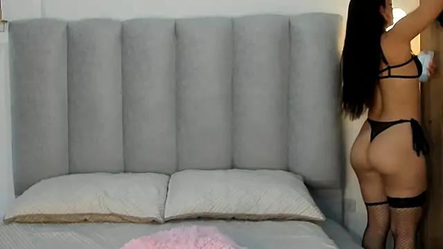 Valentina lux1 online show from May 9, 9:29 pm