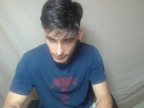 Snapshot of damdick44 chatting on March 26, 4:27 pm damdick44 online show from March 26, 4:27 pm