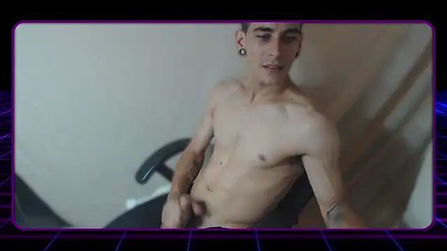 Snapshot of damdick44 chatting on March 29, 11:34 am damdick44 online show from March 29, 11:34 am