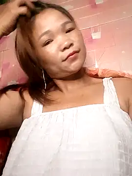 maymay121 online show from May 10, 2:37 am