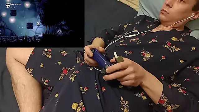 Snapshot of SexyBeastStrip chatting on March 25, 9:57 pm SexyBeastStrip online show from March 25, 9:57 pm