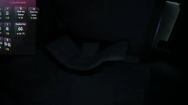 Snapshot of Nika_Blaze chatting on May 12, 9:32 pm Nika Blaze online show from May 12, 9:32 pm