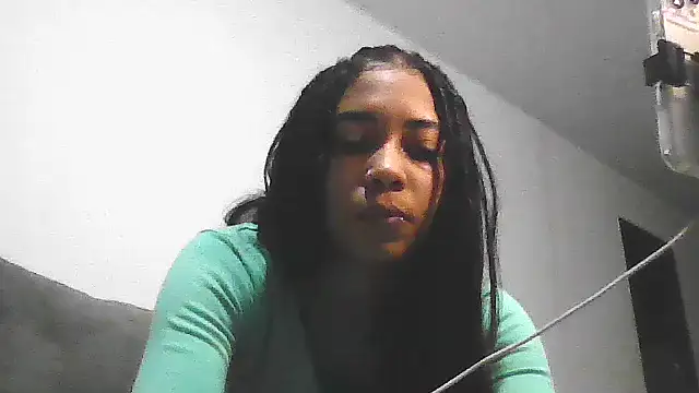 Snapshot of Nix3erika chatting on May 22, 1:14 am Nix3erika online show from May 22, 1:14 am