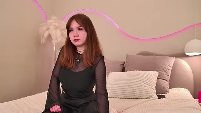 Snapshot of NovaAllen chatting on March 16, 5:16 pm NovaAllen online show from March 16, 5:16 pm