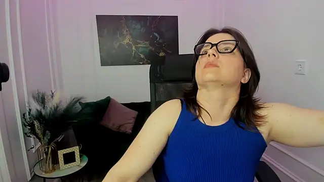 AmeliaDateri online show from March 28, 7:26 pm