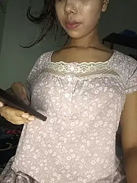 Candyy crushh online show from July 8, 9:59 pm
