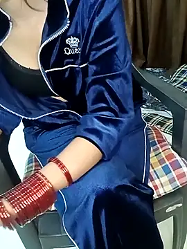 Candyy crushh online show from March 21, 2:32 pm
