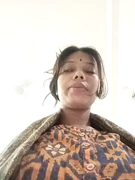 Candyy crushh online show from May 9, 3:37 pm