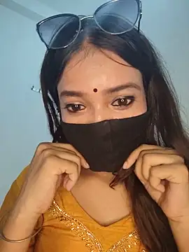 Candyy crushh online show from June 22, 8:17 pm