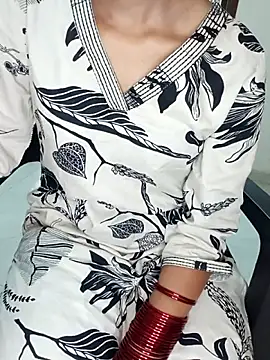 Candyy crushh online show from March 22, 6:26 am