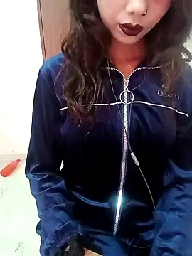Candyy crushh online show from March 31, 8:16 am
