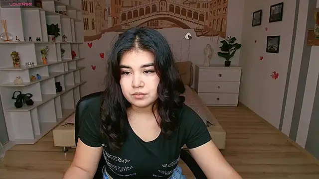 AlicaMayer online show from March 23, 12:27 pm