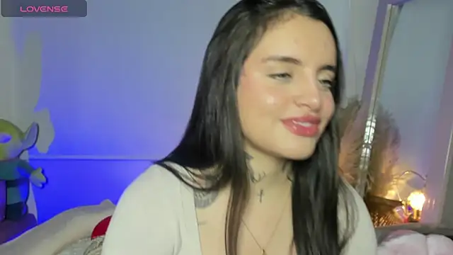 angelinesmith  online show from June 6, 1:22 am