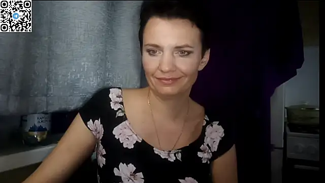 HotMamaQueen234 online show from July 17, 11:02 pm