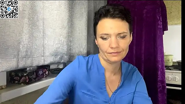HotMamaQueen234 online show from June 28, 12:28 am