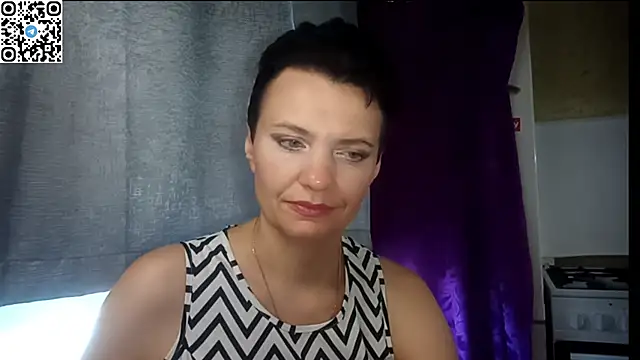 HotMamaQueen234 online show from July 2, 10:32 am