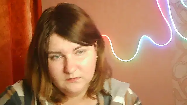 Snapshot of Minisstra chatting on March 31, 5:48 pm Minisstra online show from March 31, 5:48 pm