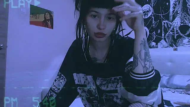 AllisonDeetz online show from March 16, 4:54 pm