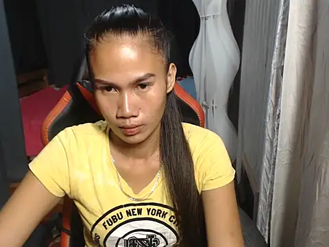 ur pititegirl online show from March 17, 1:52 am