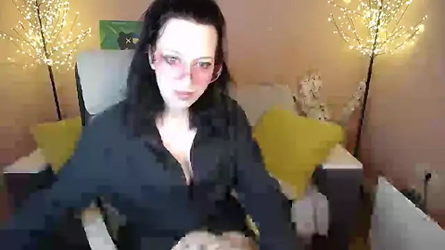 Vixen Di online show from April 26, 8:11 am
