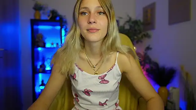 Luna Grace18 online show from April 8, 1:12 pm