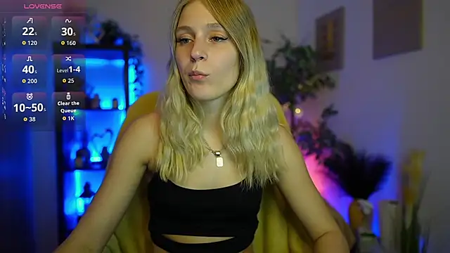 Luna Grace18 online show from April 5, 1:29 pm