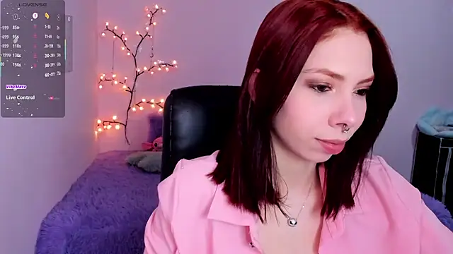 Snapshot of laurita_Olssen27 chatting on June 8, 1:22 pm laurita Olssen27 online show from June 8, 1:22 pm