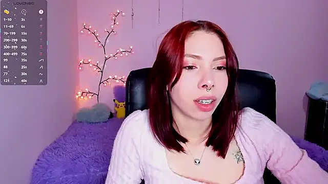 Snapshot of laurita_Olssen27 chatting on May 20, 2:03 pm laurita Olssen27 online show from May 20, 2:03 pm