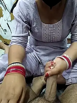 Sexy Seductive couple online show from April 8, 4:30 pm