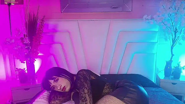 Izzy foxxy online show from March 21, 8:19 am